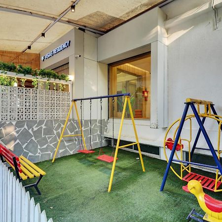 Kalyān Vegas Residency酒店 外观 照片